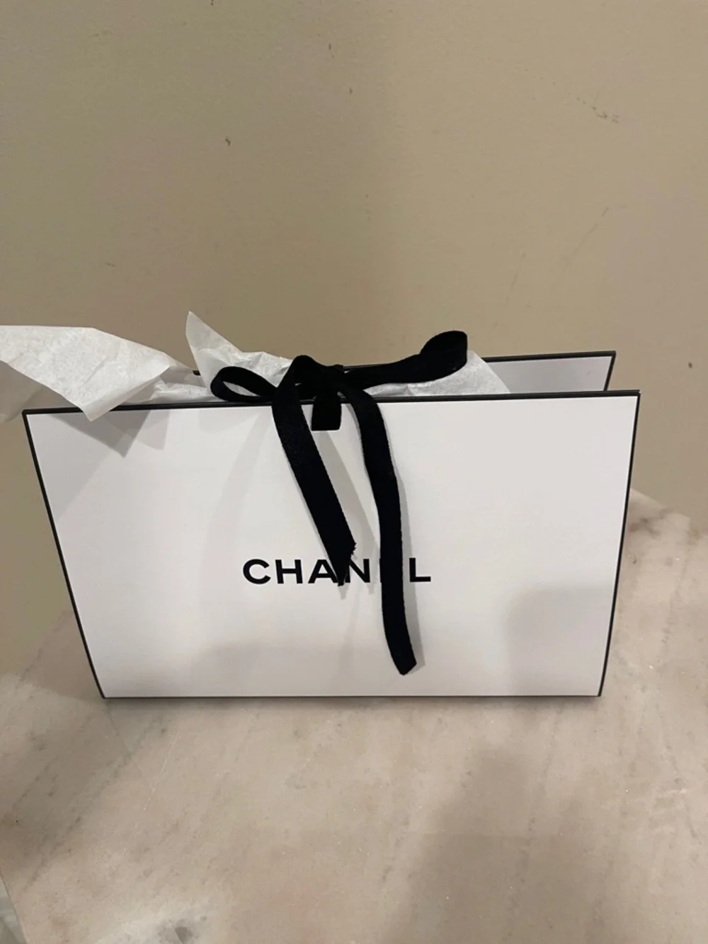 CHANEL De Bleu Twist Eau De Parfum Black Leather Card Holder